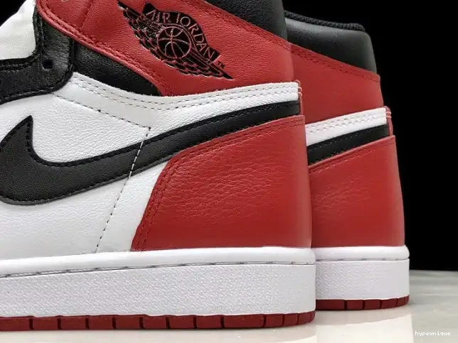 HYPE Toe 555088-125 Jordan Retro 1 Black Air 0419